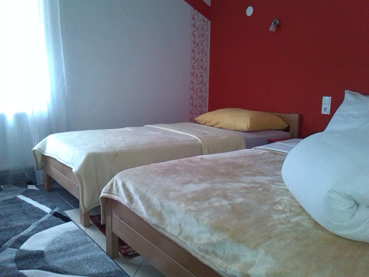 玛克斯汽车旅馆 Kiseljak 客房 照片